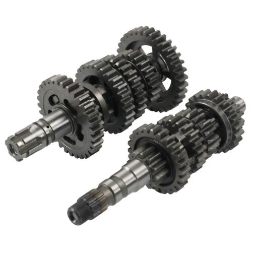 Refacciones para motocicleta: llantas, cadenas y engranes